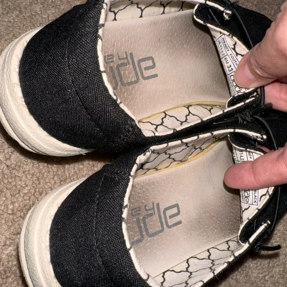 Hey Dudes Youth Size 1 - Picture 6 of 6